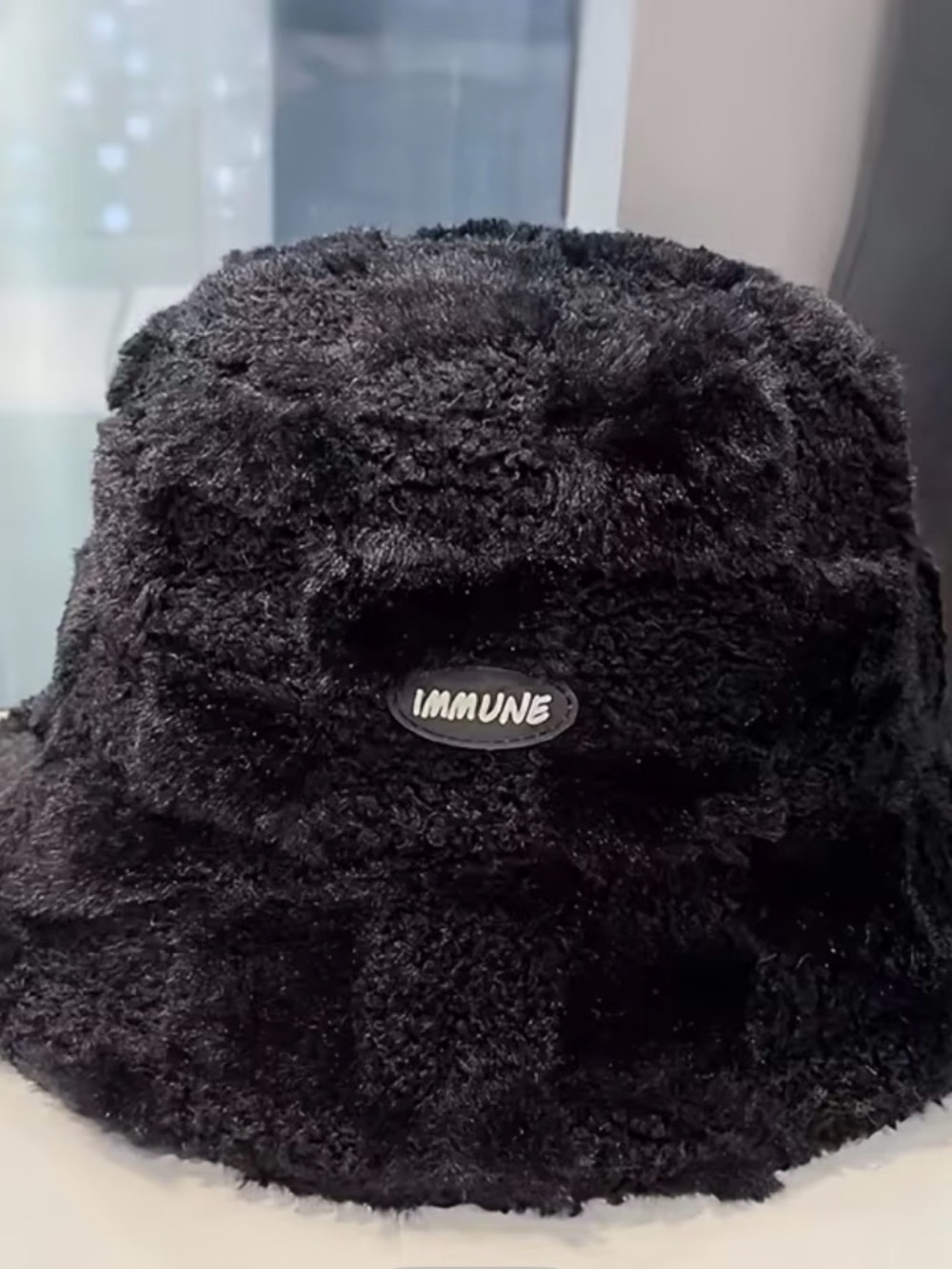 IMAN Black Faux Fur Bucket Hat - Plush Winter Bucket - Picture 3 of 4